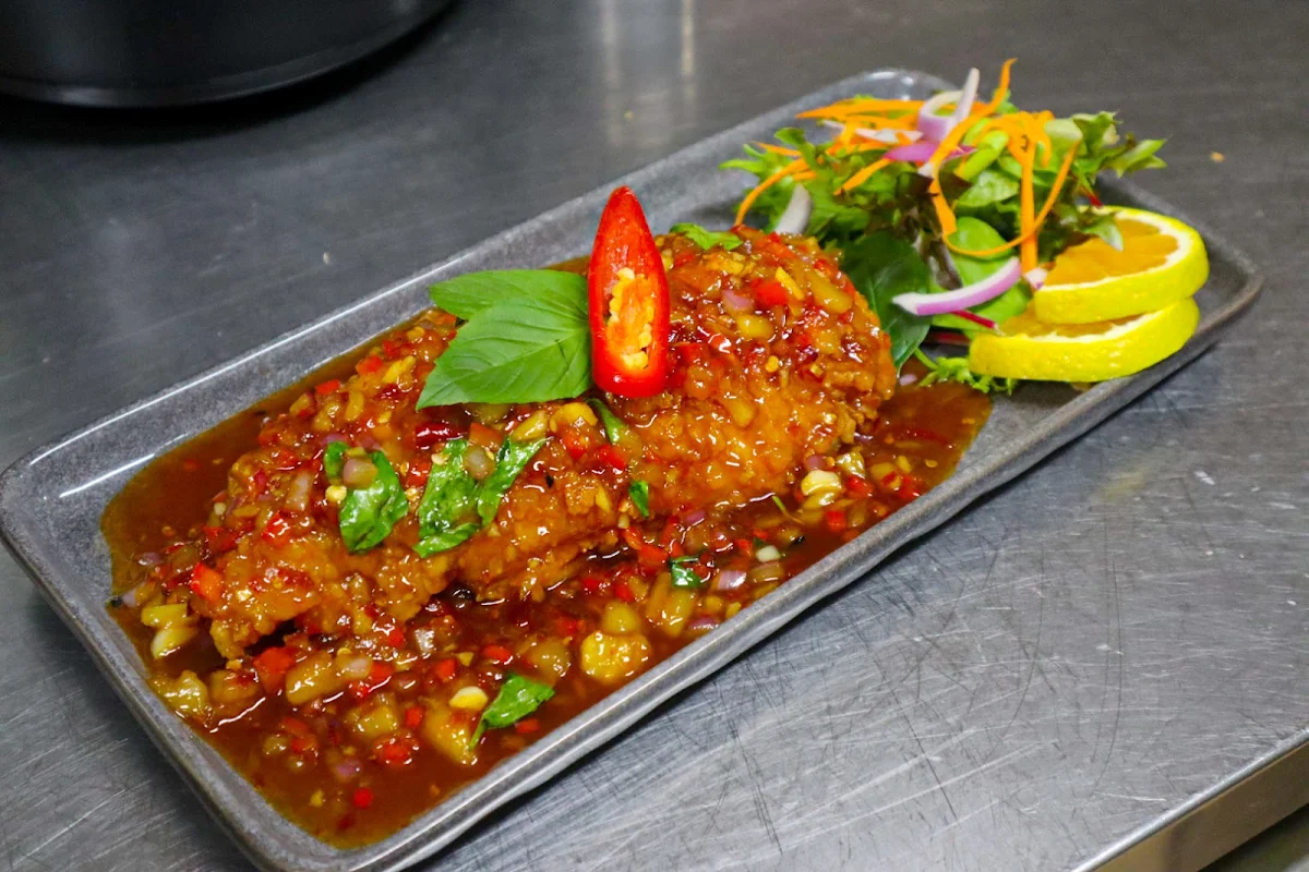 Three Flavoured Fish, Bunsom’s Aussie Thai Restaurant