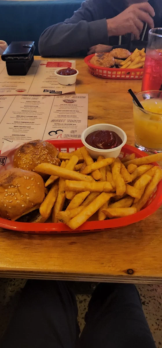 Kids Cheeseburger
