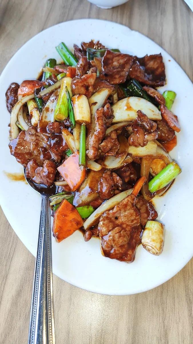 Pork Chop Chow Ho with Black Bean Sauce
