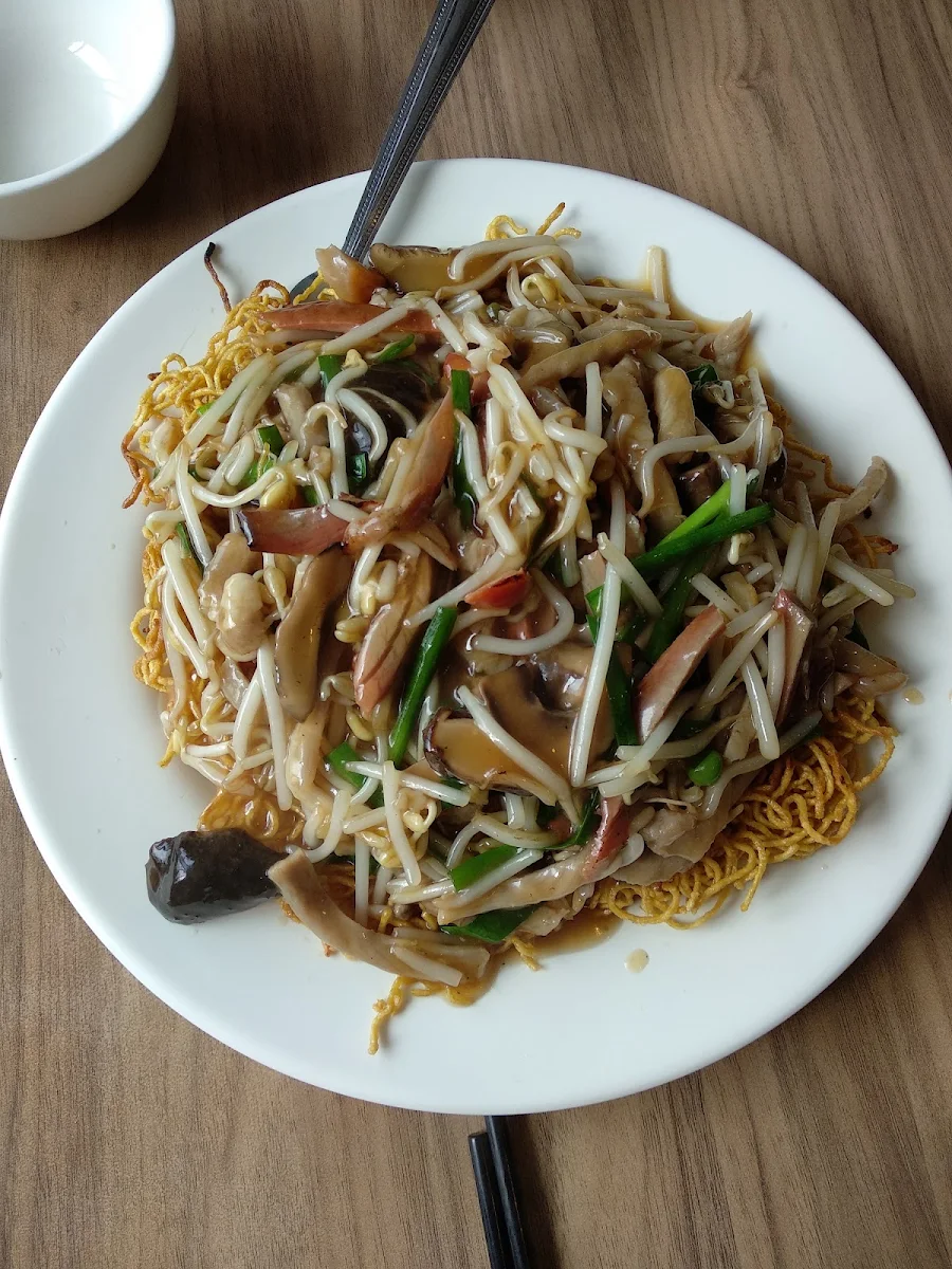 Stir-Fried Salted Fish with Bean Sprouts