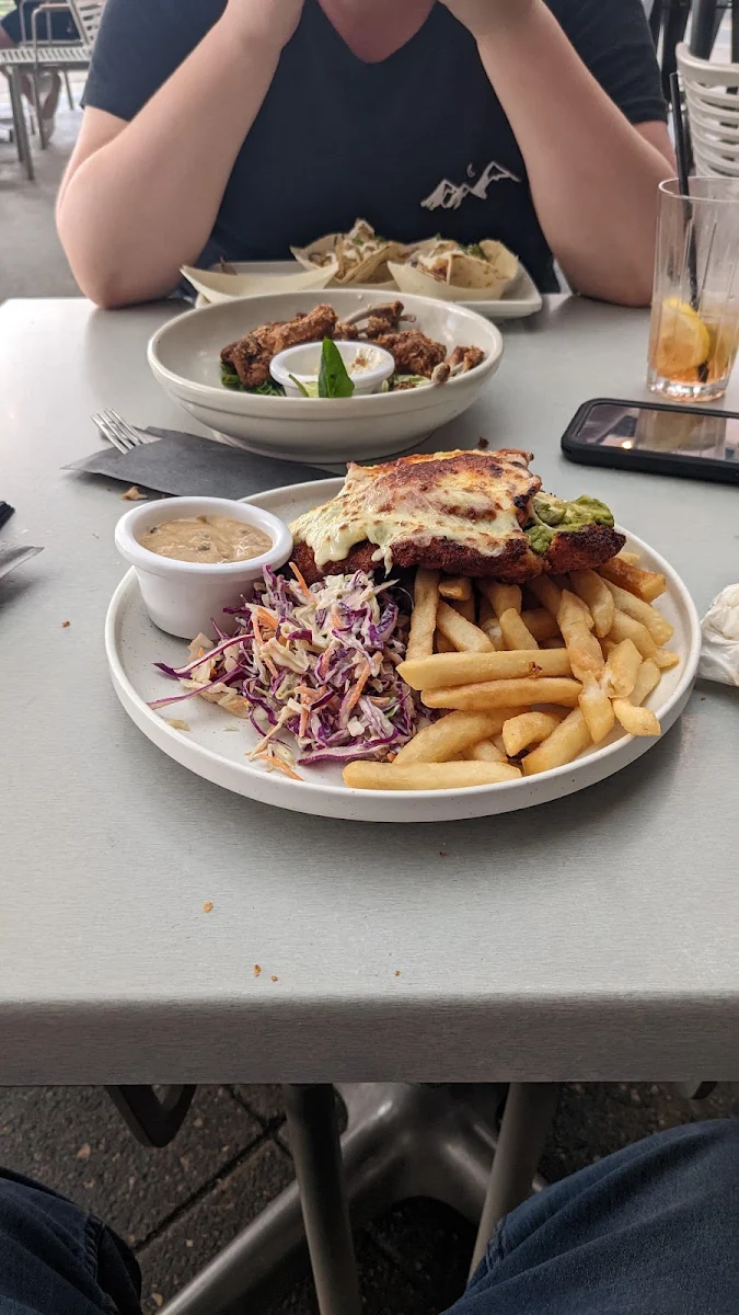 Highlights, Clarendon Hotel
