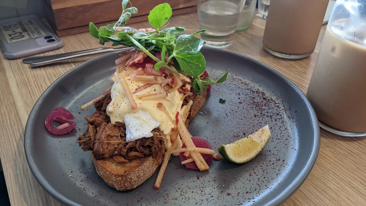 Eggs Benedict with Pulled Pork
