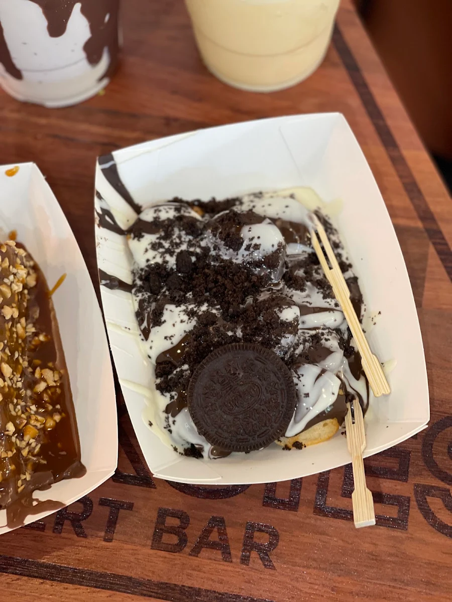 Oreo Dutch Pancakes