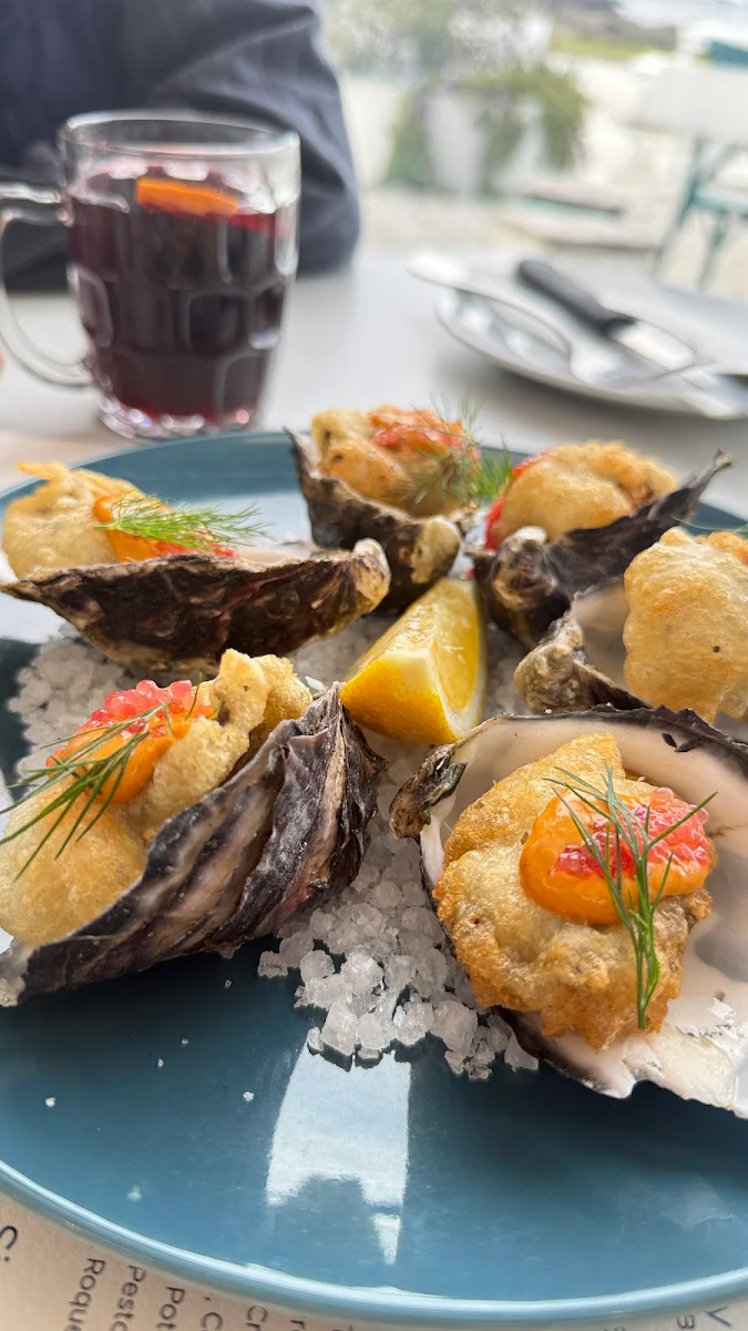 Oysters, 3030 Waterfront