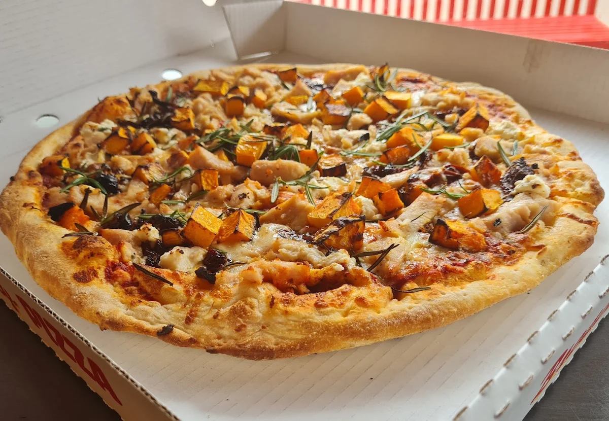Highlights, Applecross Pizza