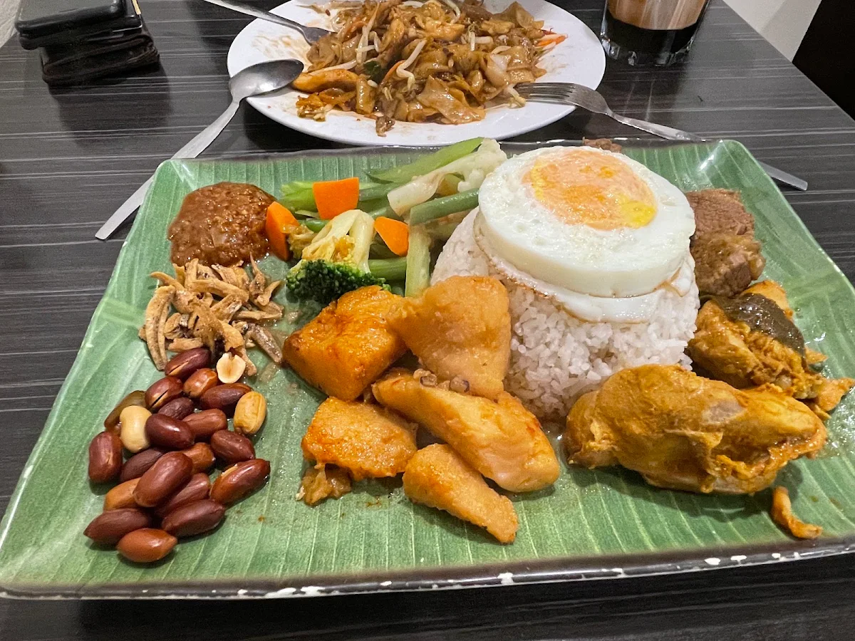 Nasi Campur