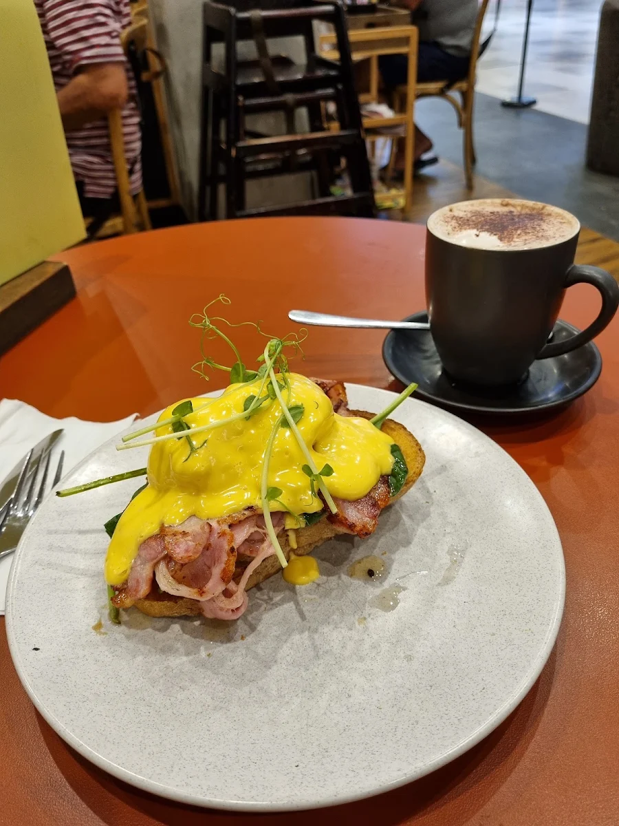 Eggs Benedict, Jamaica Blue Midland Gate - Near Coles