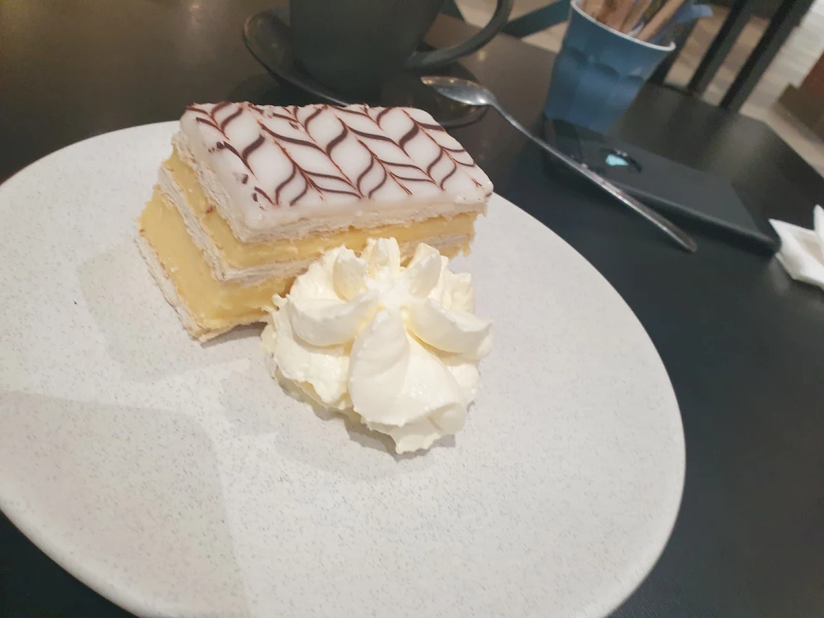 Vanilla Slice, Jamaica Blue Midland Gate - Near Coles