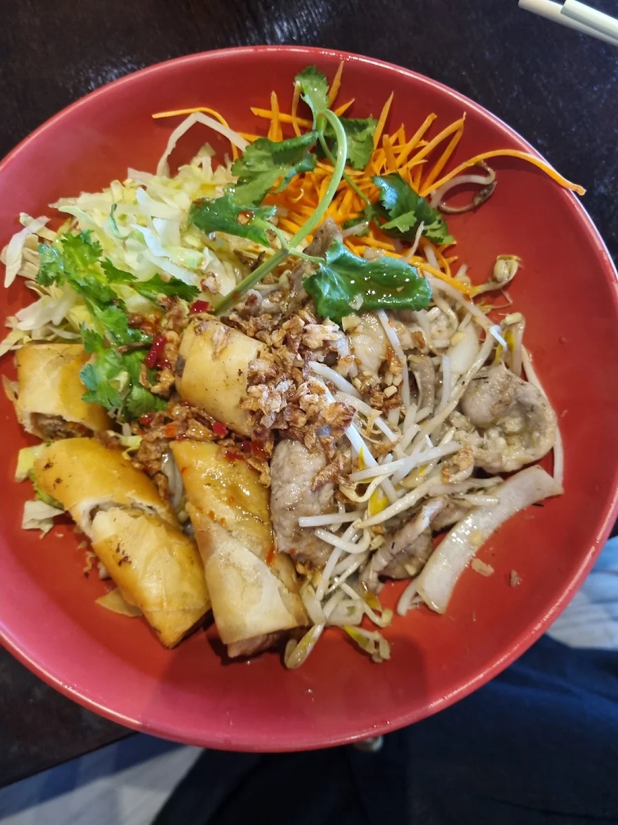 Lemon Grass Pork Vermicelli