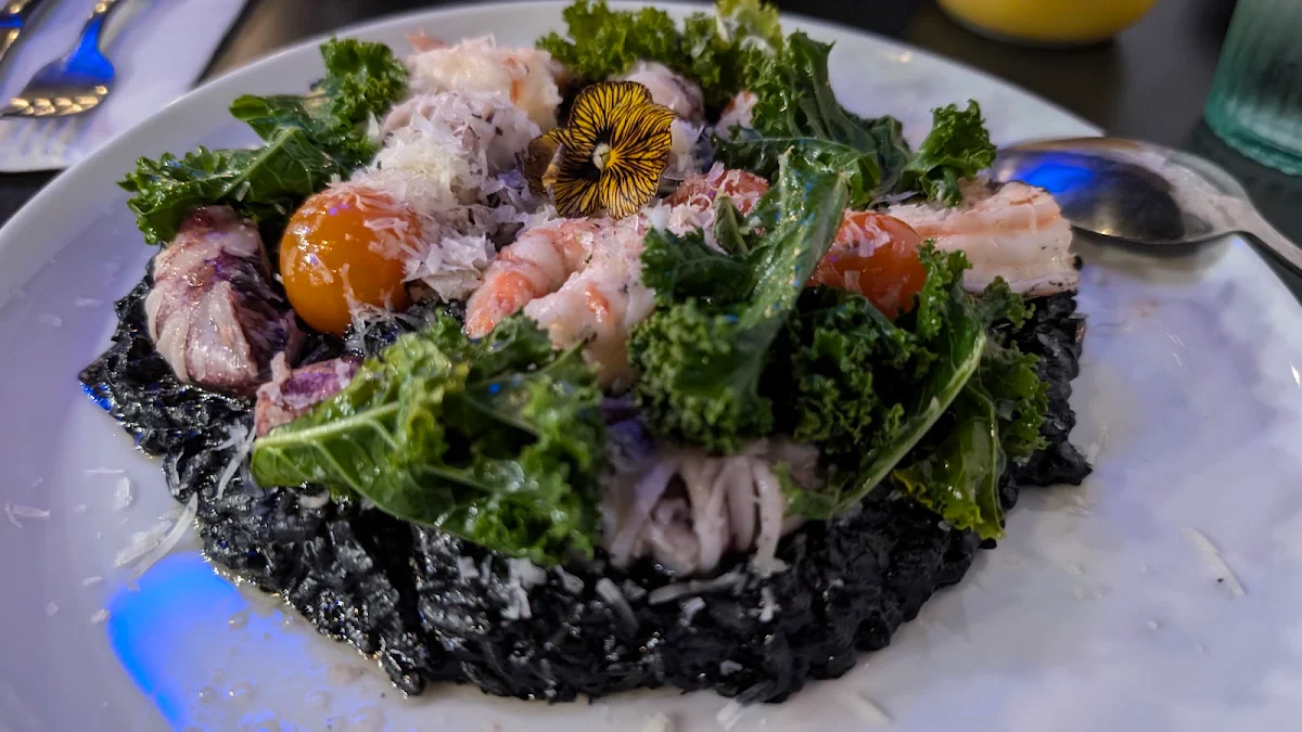 Black Risotto, Stanley In Central