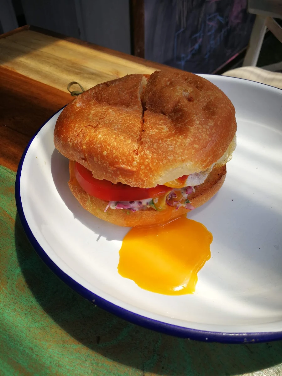 Bacon & Egg Roll GFO
