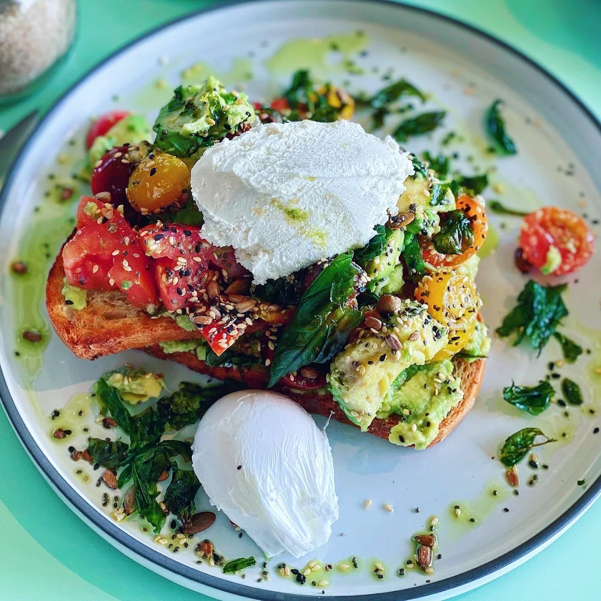 Smashed Avo, Friction Essendon