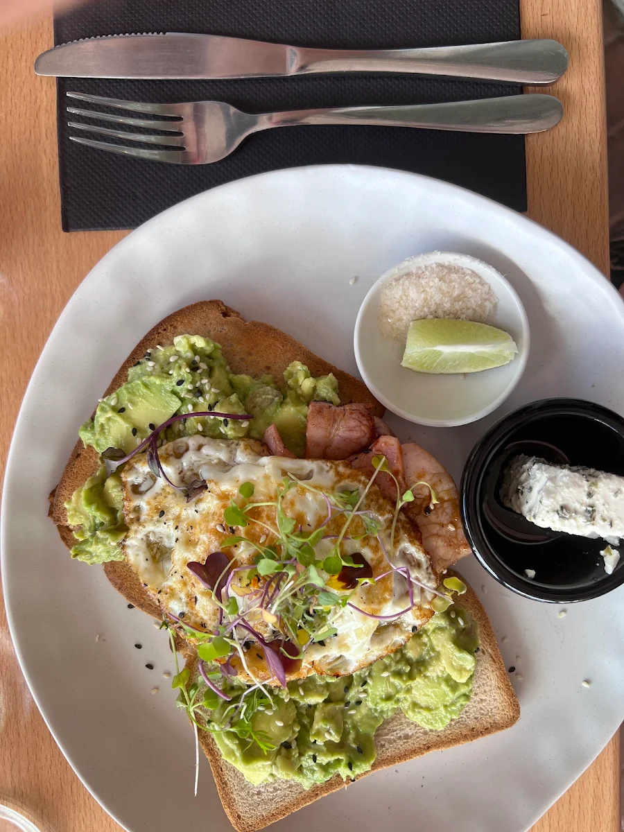 Smashed Avocado, Hide N Seek Espresso