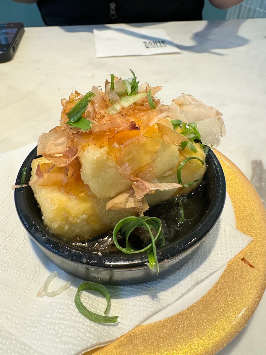 Highlights, Sushi Jiro Carindale
