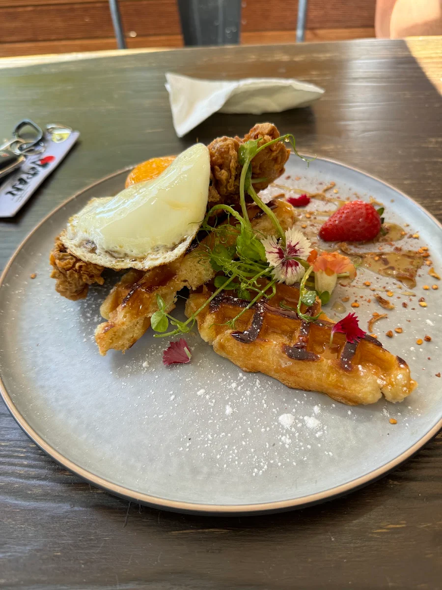 Ritual's Benedict, New Ritual Cafe