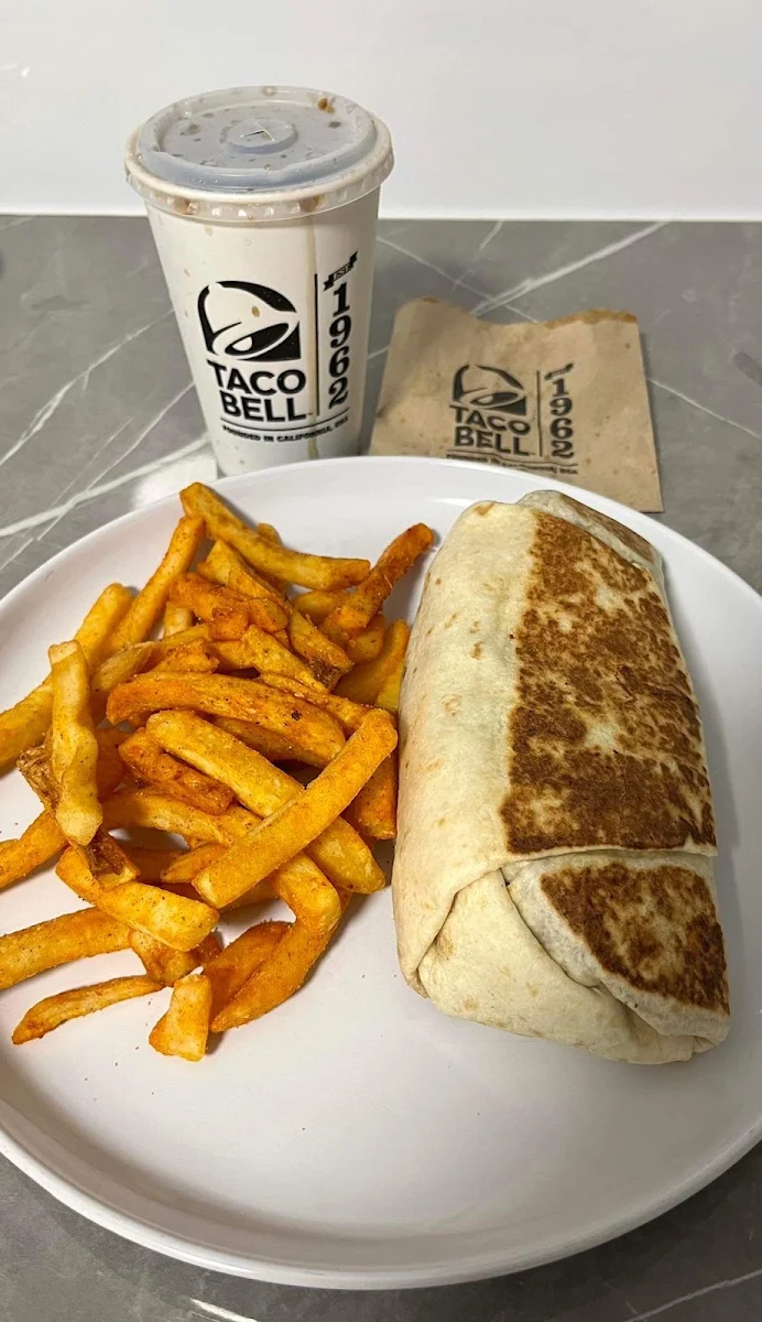 Burrito Meal Deal, Taco Bell Ballina