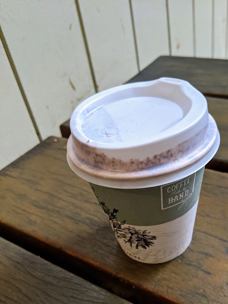 Soy Cappuccino, Avalanche Cafe