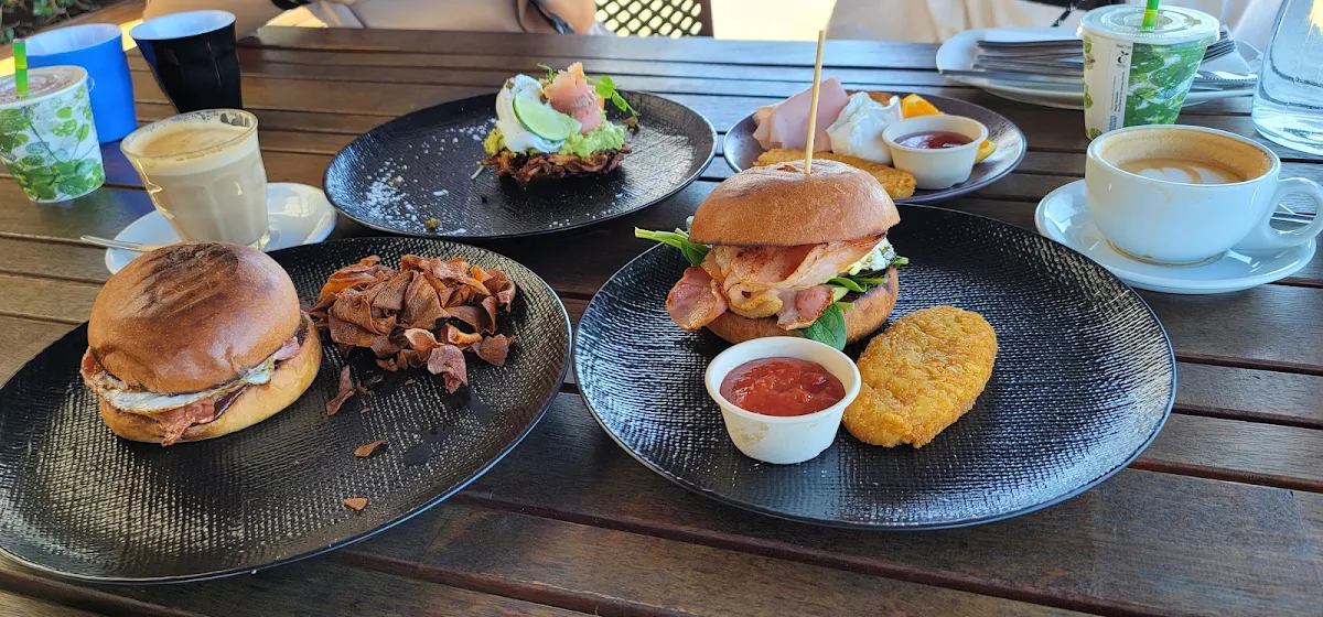 Brekky Burger, Wharf ONE Cafe
