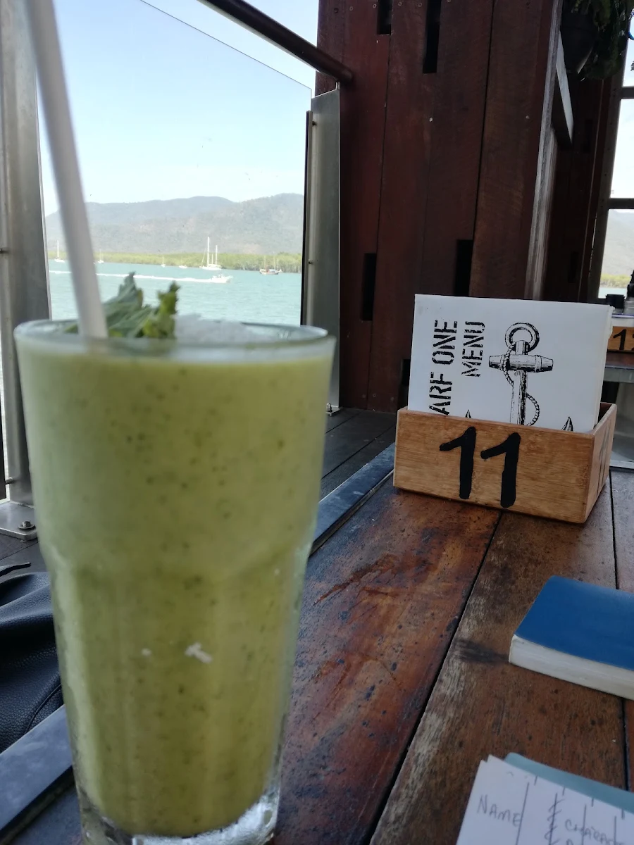 Green Smoothie, Wharf ONE Cafe