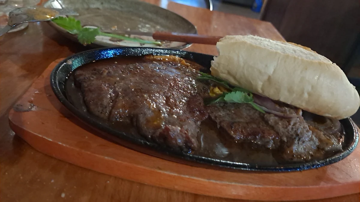 Sizzling Beef Steak Set, Pho Viet Shepparton
