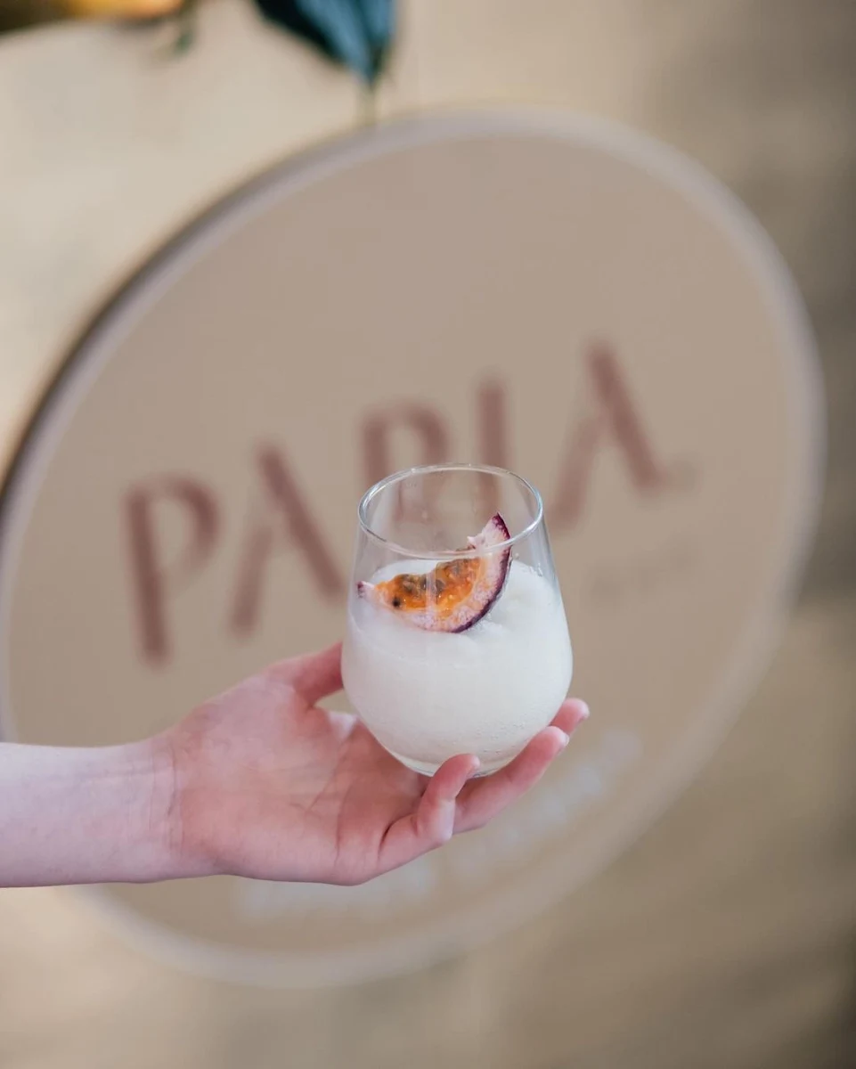Highlights, Parla Cafe