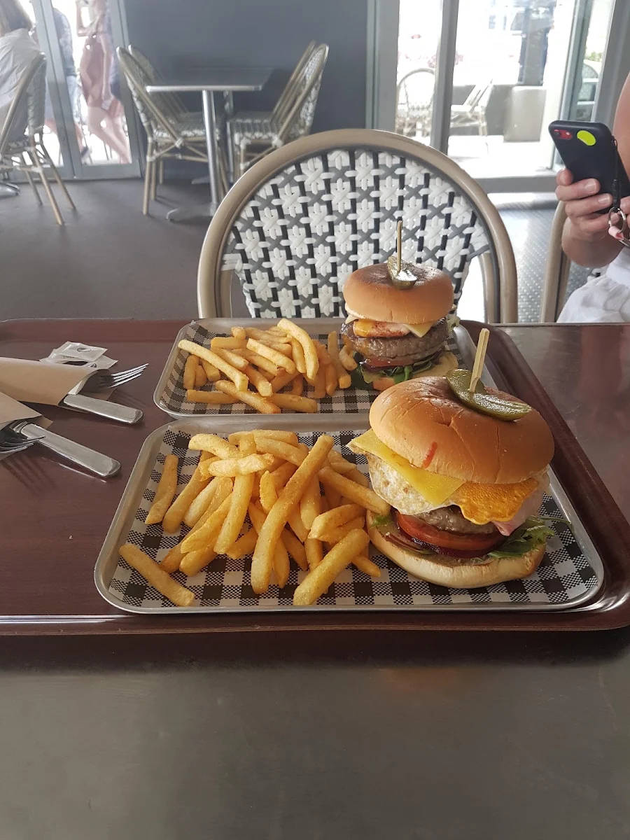 Beef Burger, Sawtell Hotel