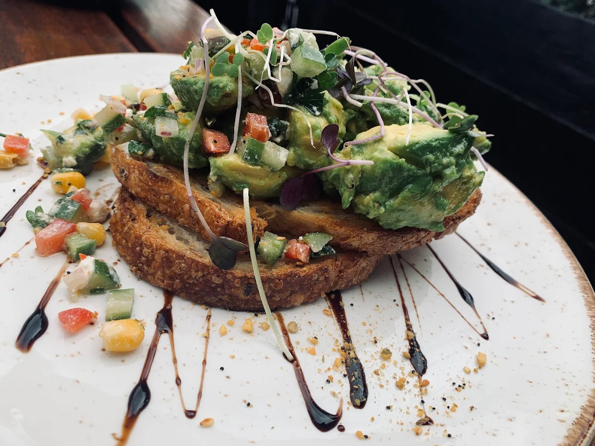 Smashed Avocado, Small Pond Cafe