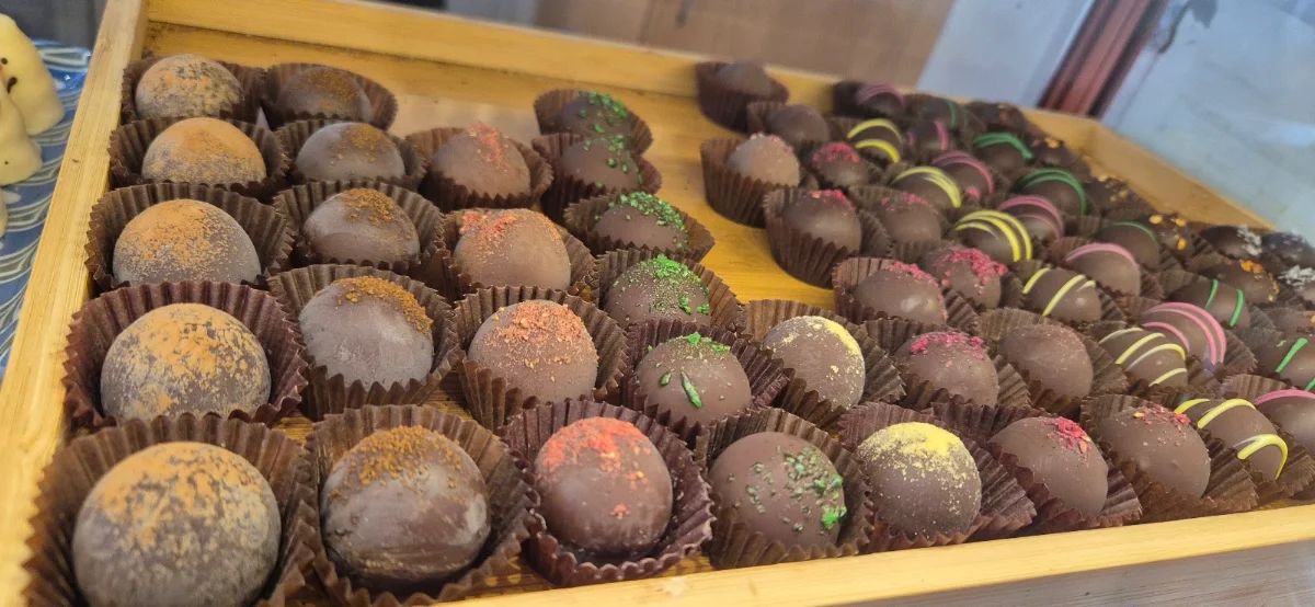 Highlights, Berry Chocolatier