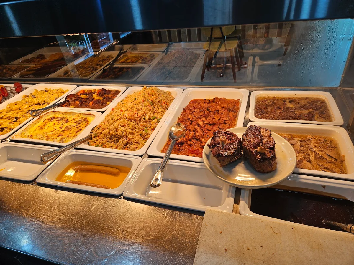 Highlights, Café Lunchroom