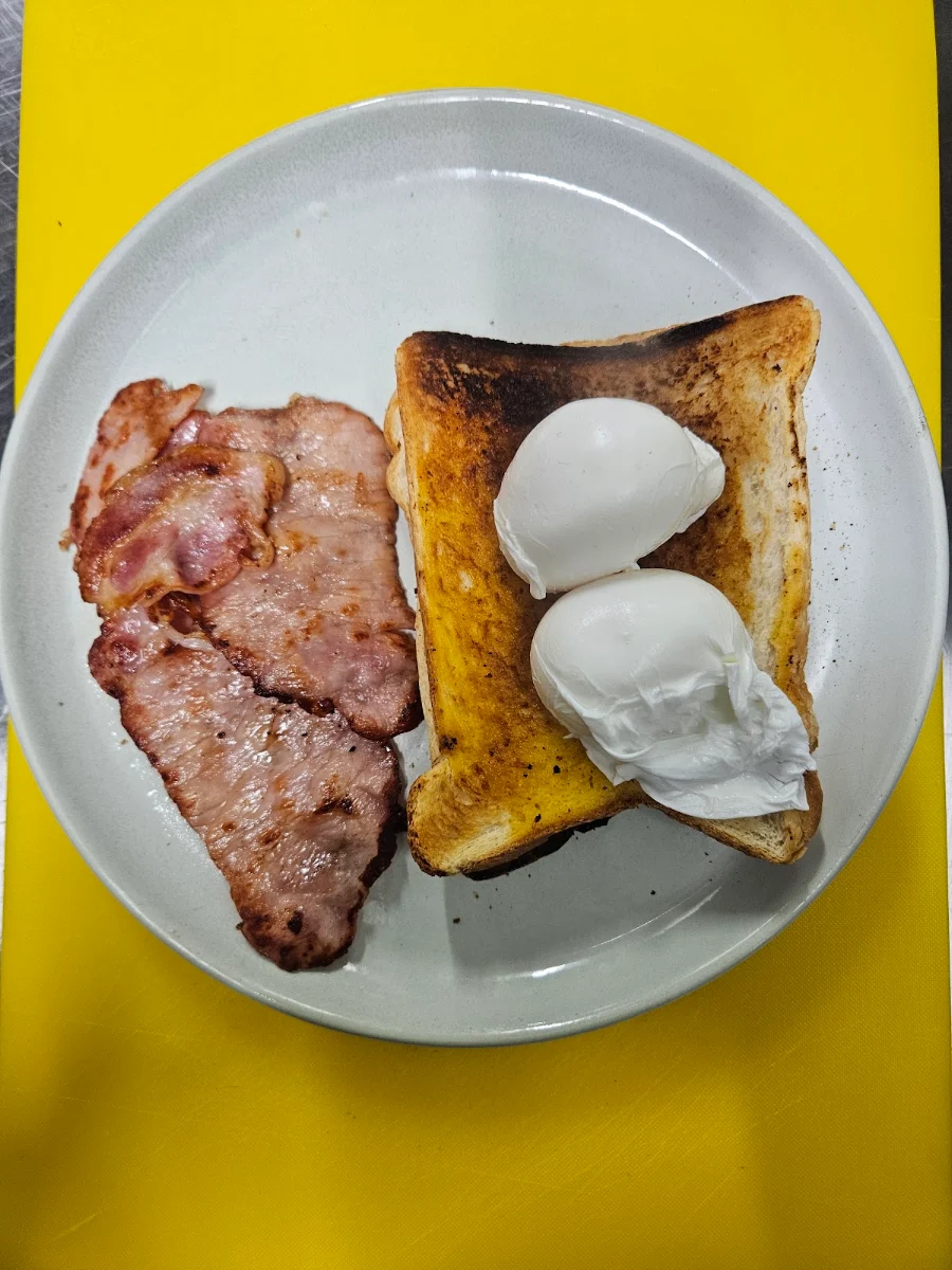 Highlights, Café Lunchroom