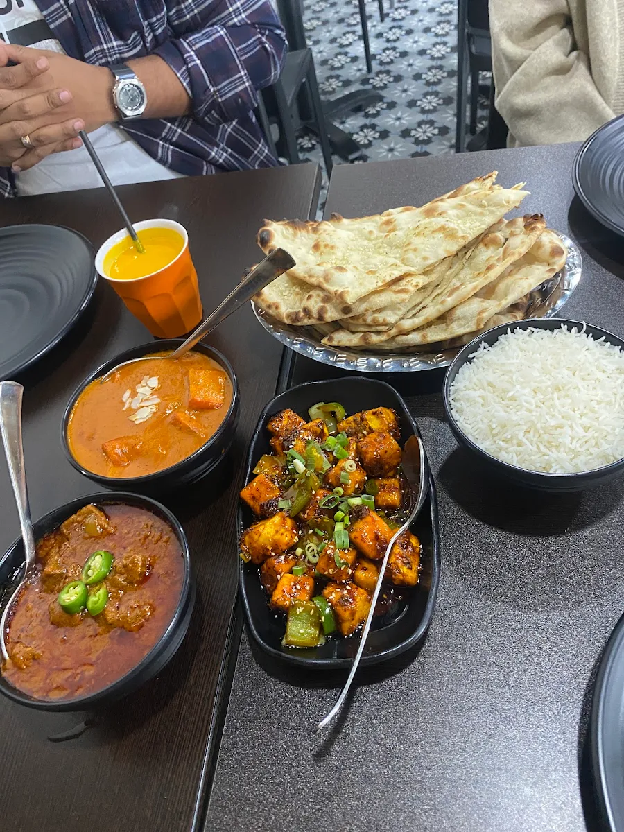 Highlights, Heaven Dining Cafe & Restaurant