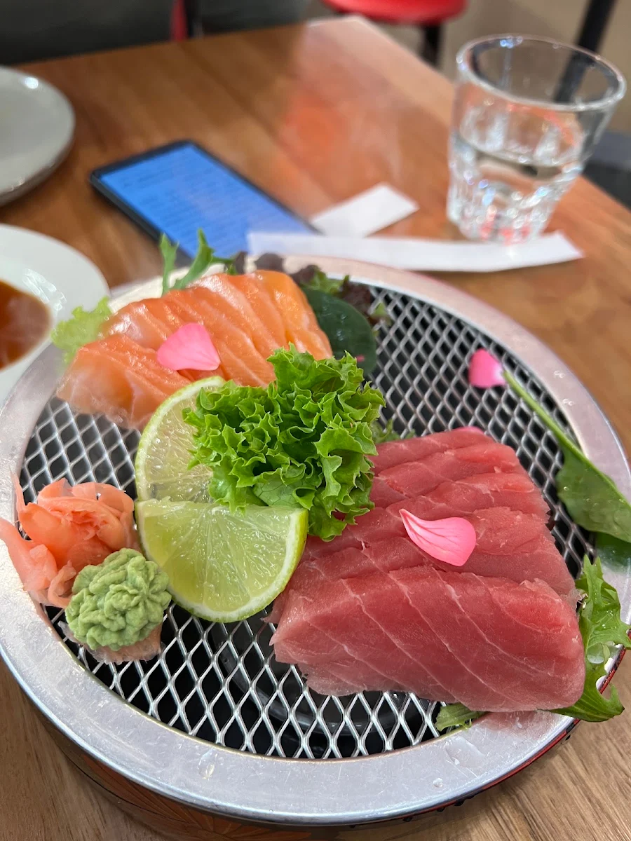 Highlights, Hi Sushi Newtown