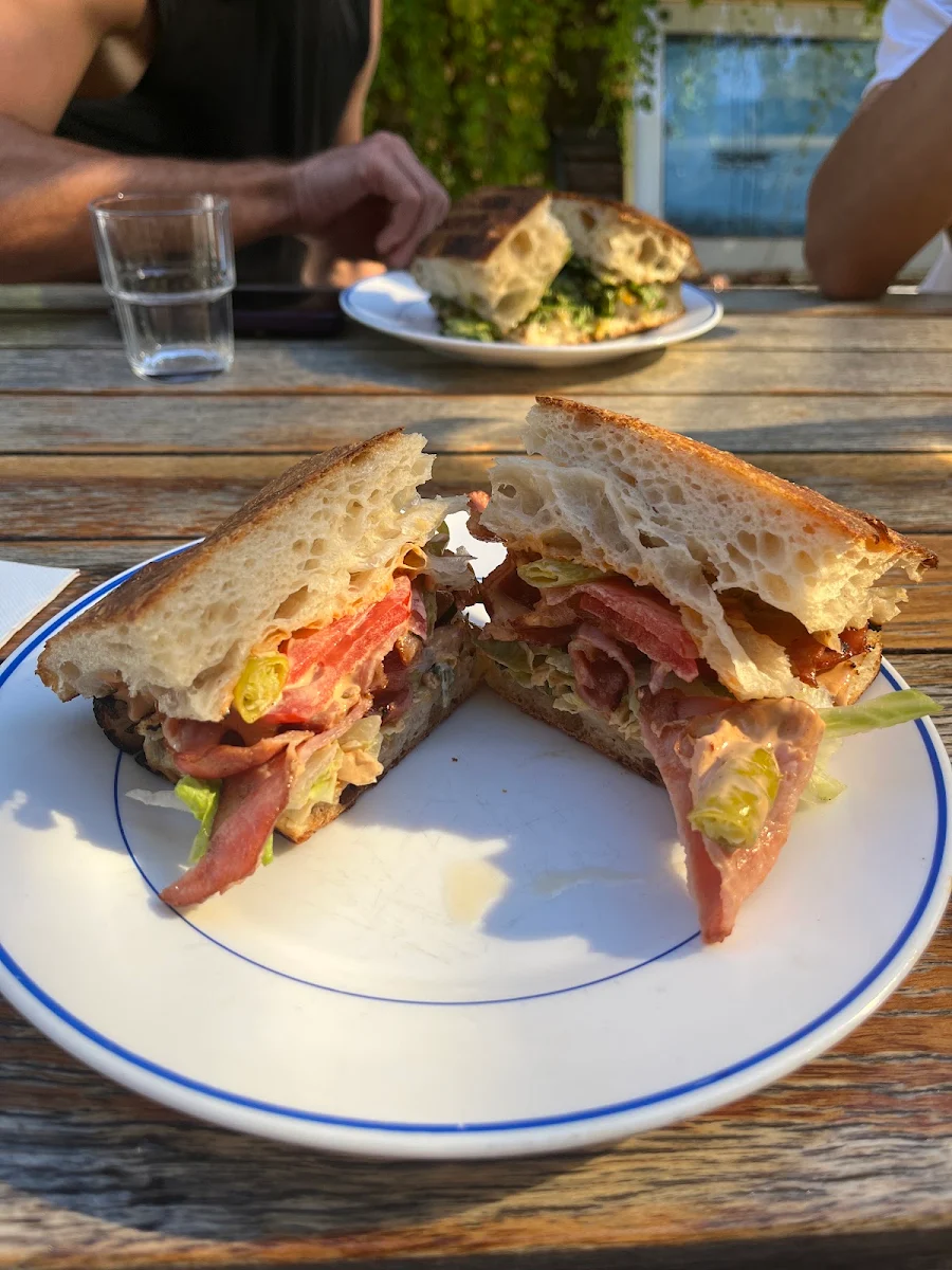 blt, Carlito's