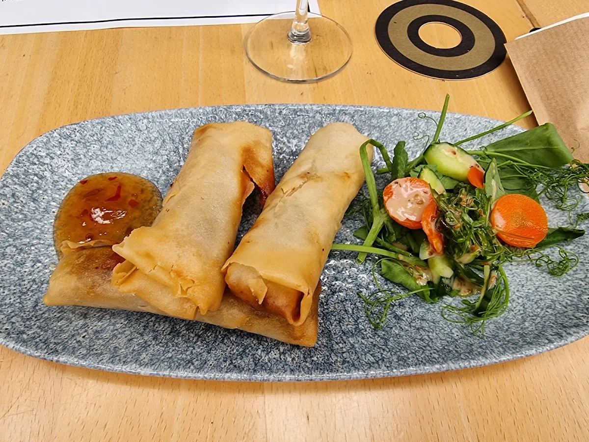Duck Spring Rolls, Osbourne Hotel