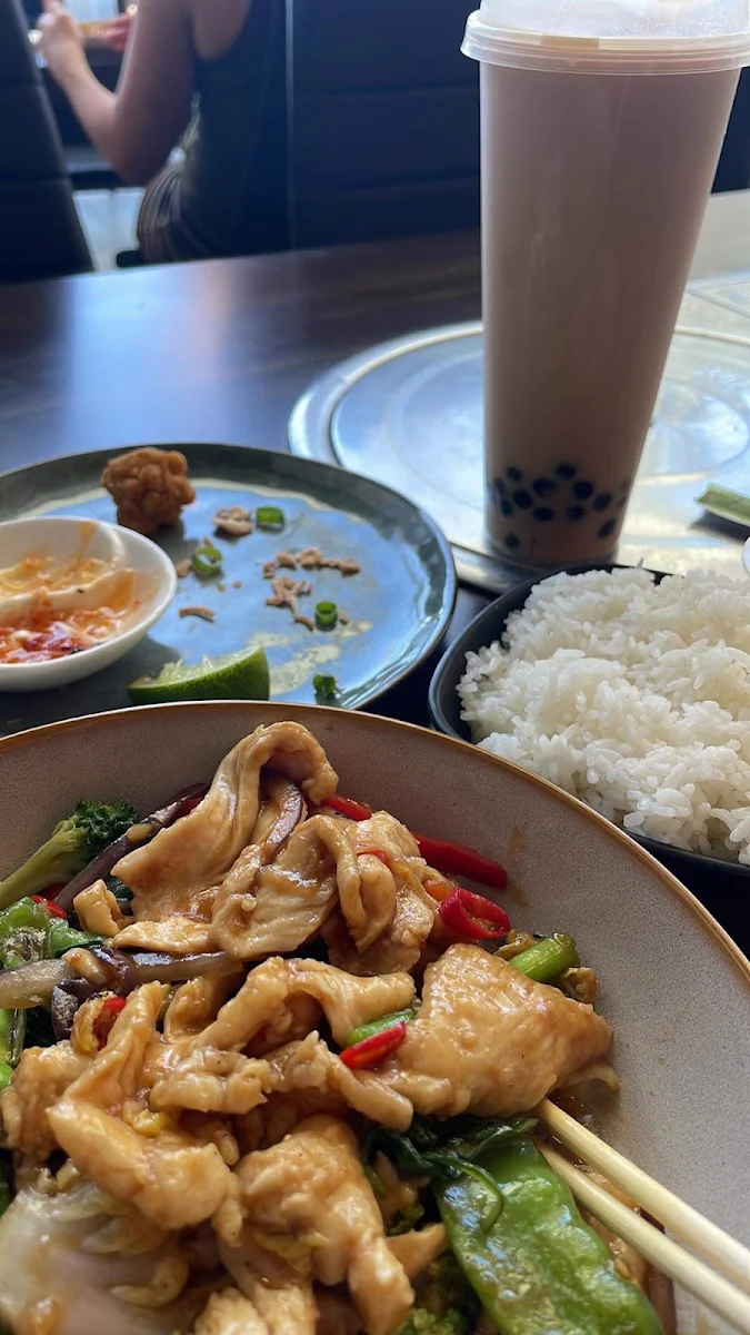 Stir Fry Chicken Chilli Basil