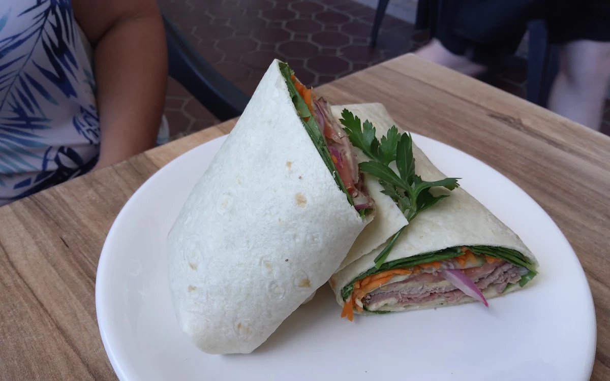 Roast Beef Wrap, Cafe Ruze