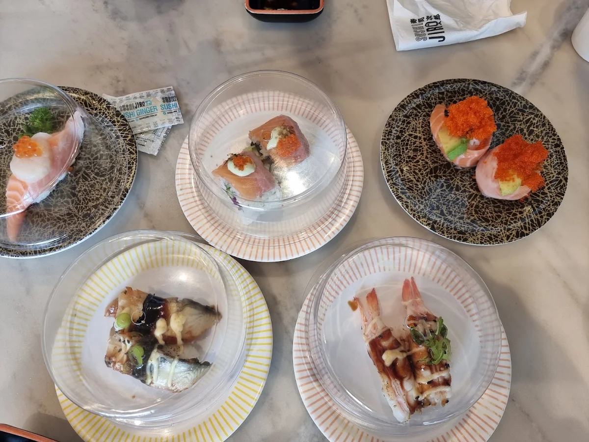 Sushi Deluxe Platter
