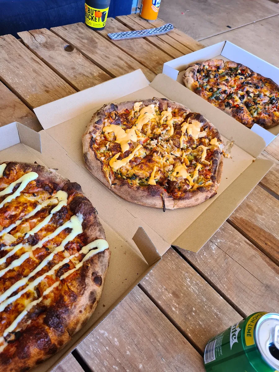 Highlights, Big Poppas Pizza Pasta & Panini