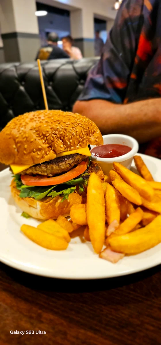 Beef Burger, Hotel Lismore