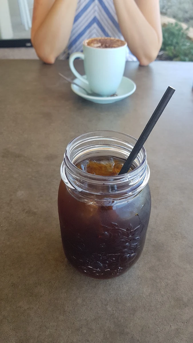 Cold Brew, Zoie