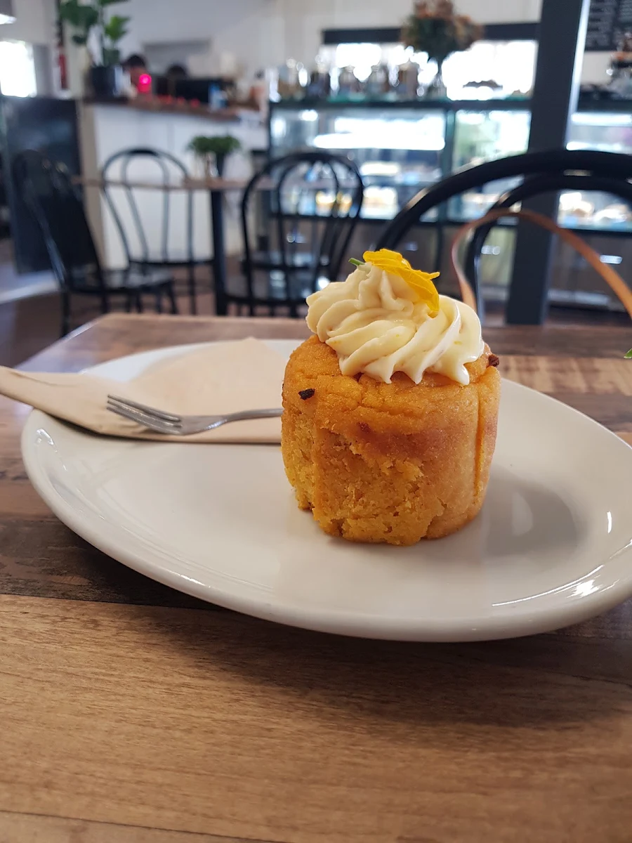 Orange Cake, Cafe Metz