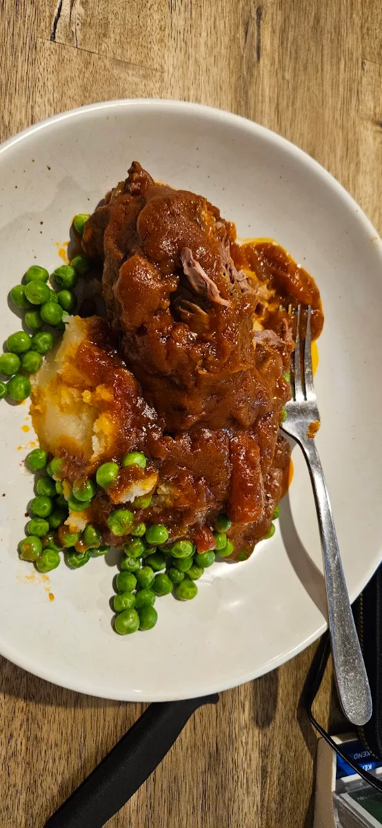 Lamb Shank, Criterion Hotel Dalby