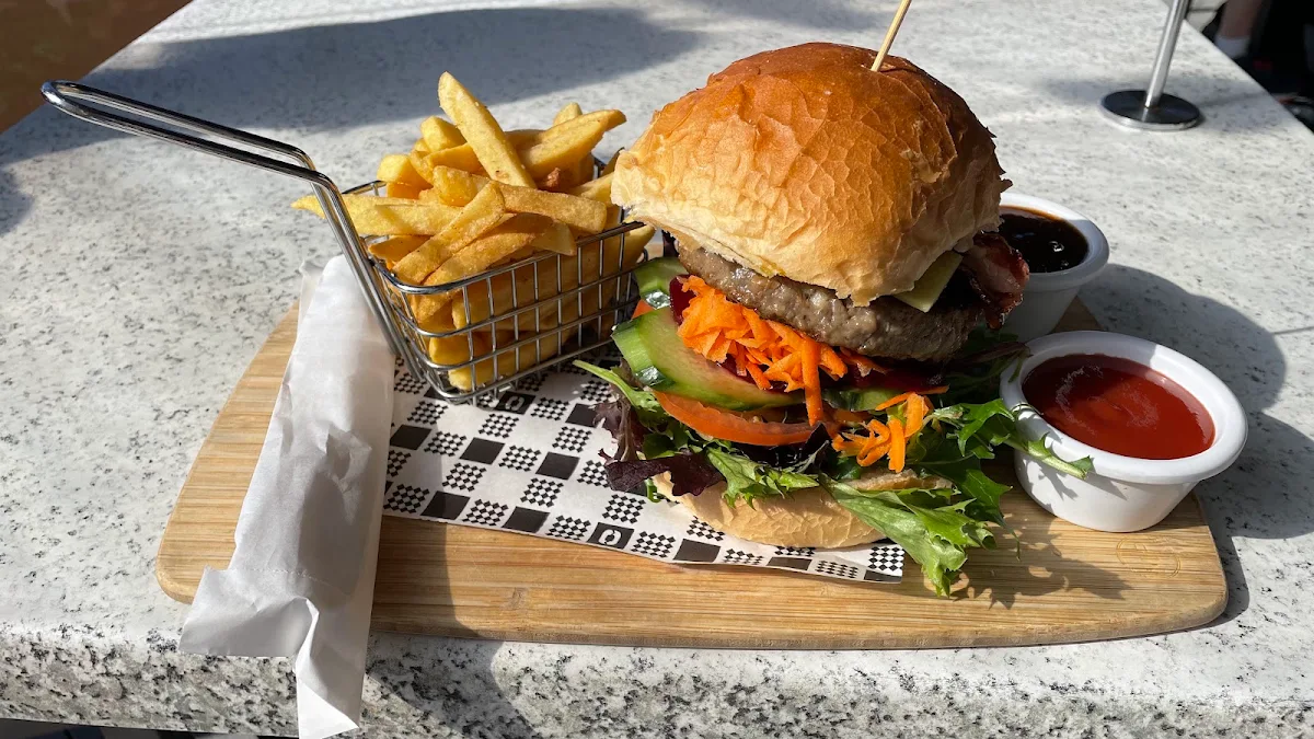 Highlights, Spoonbill Cafe