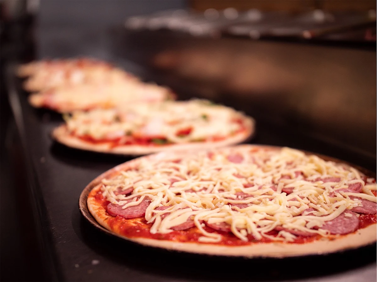 Highlights, Pizza Pan Seaview Downs