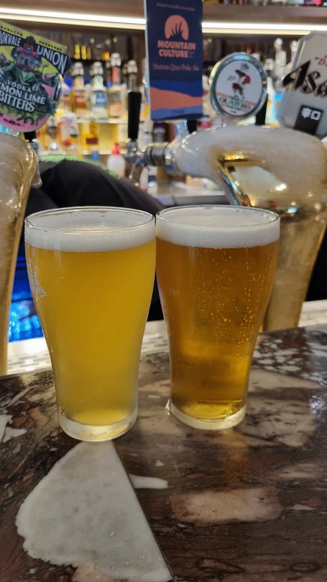 Highlights, Lidcombe Hotel