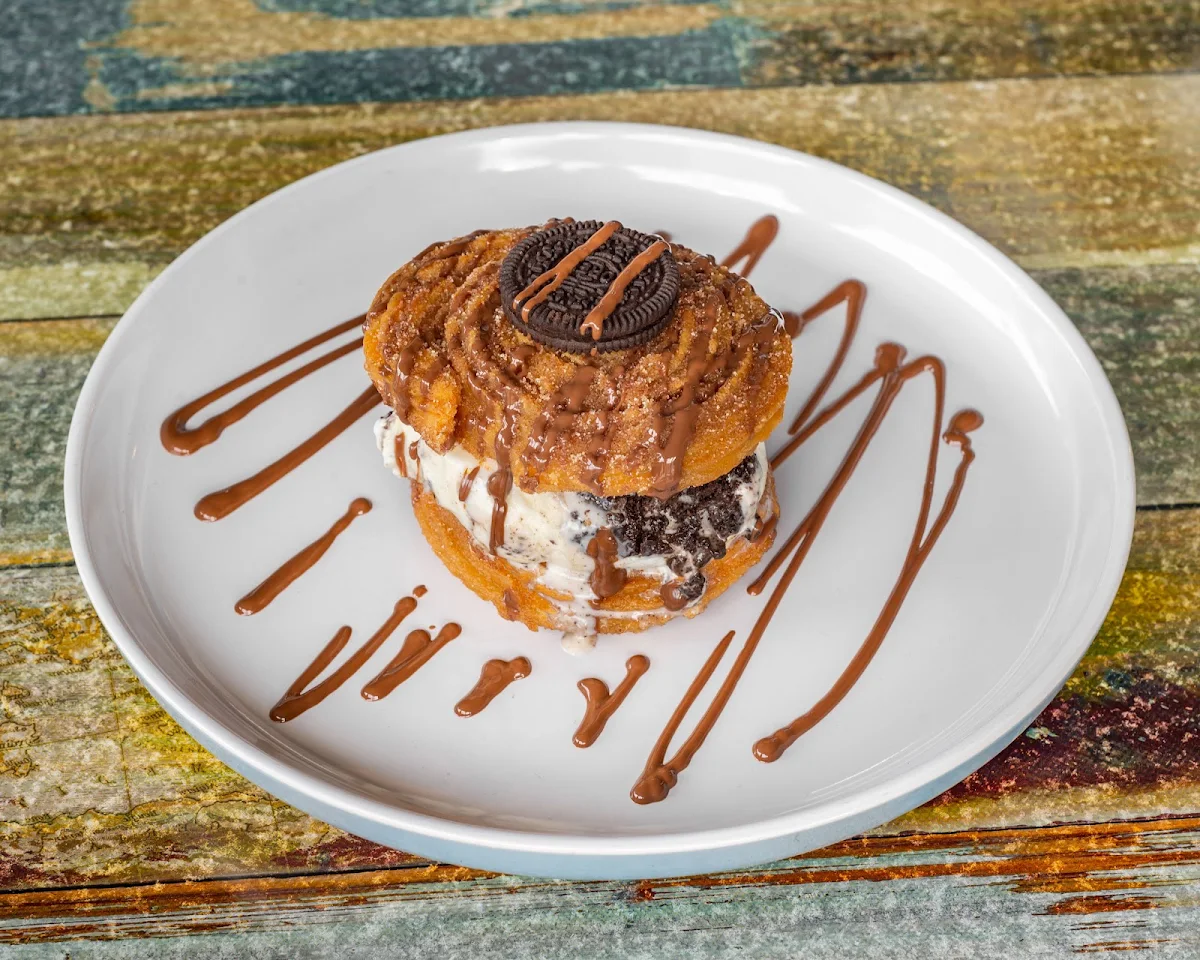 Highlights, Mastika Gelato & Cafe