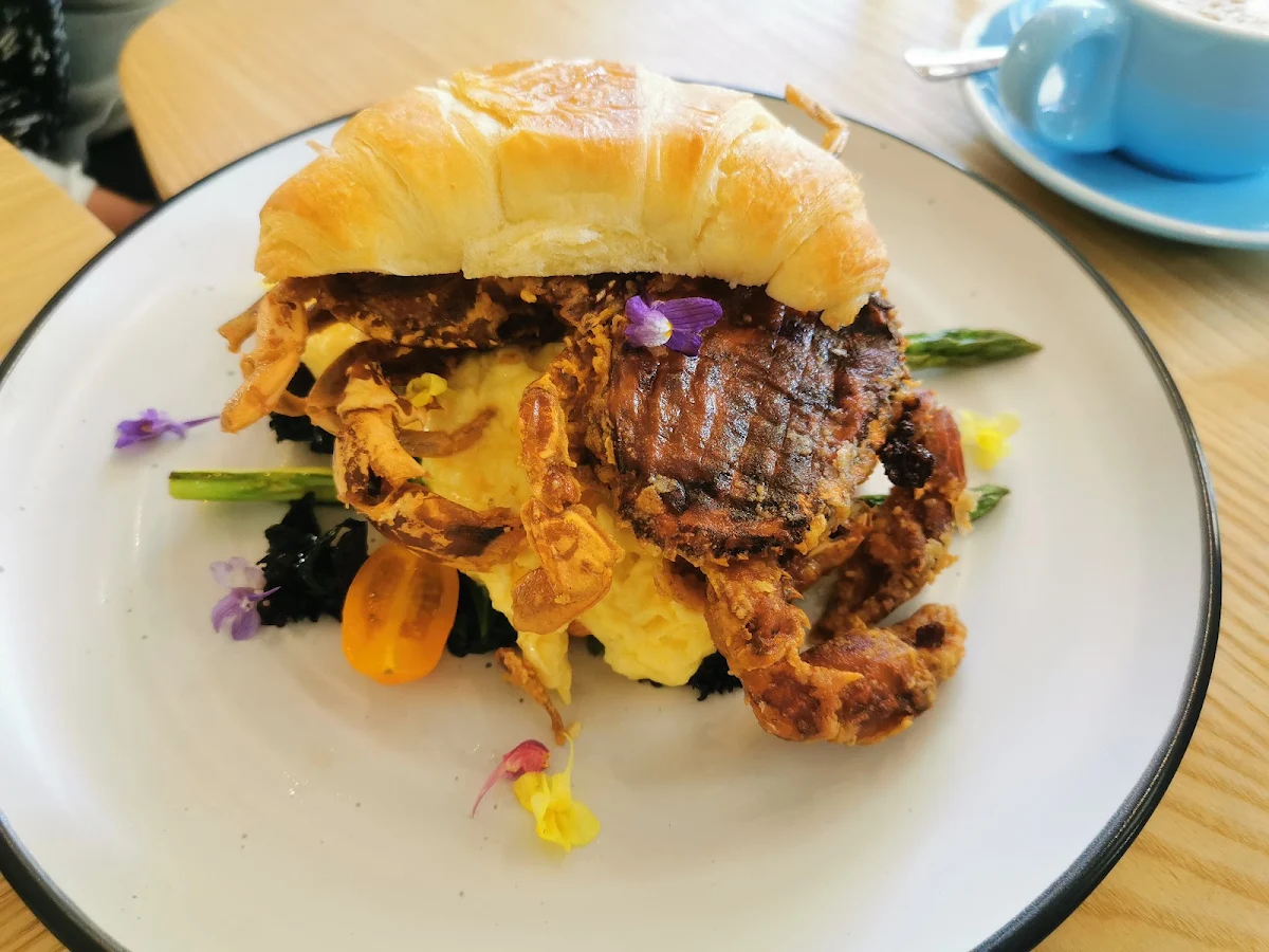 Soft Crab, True Brew Cafe 灶咖
