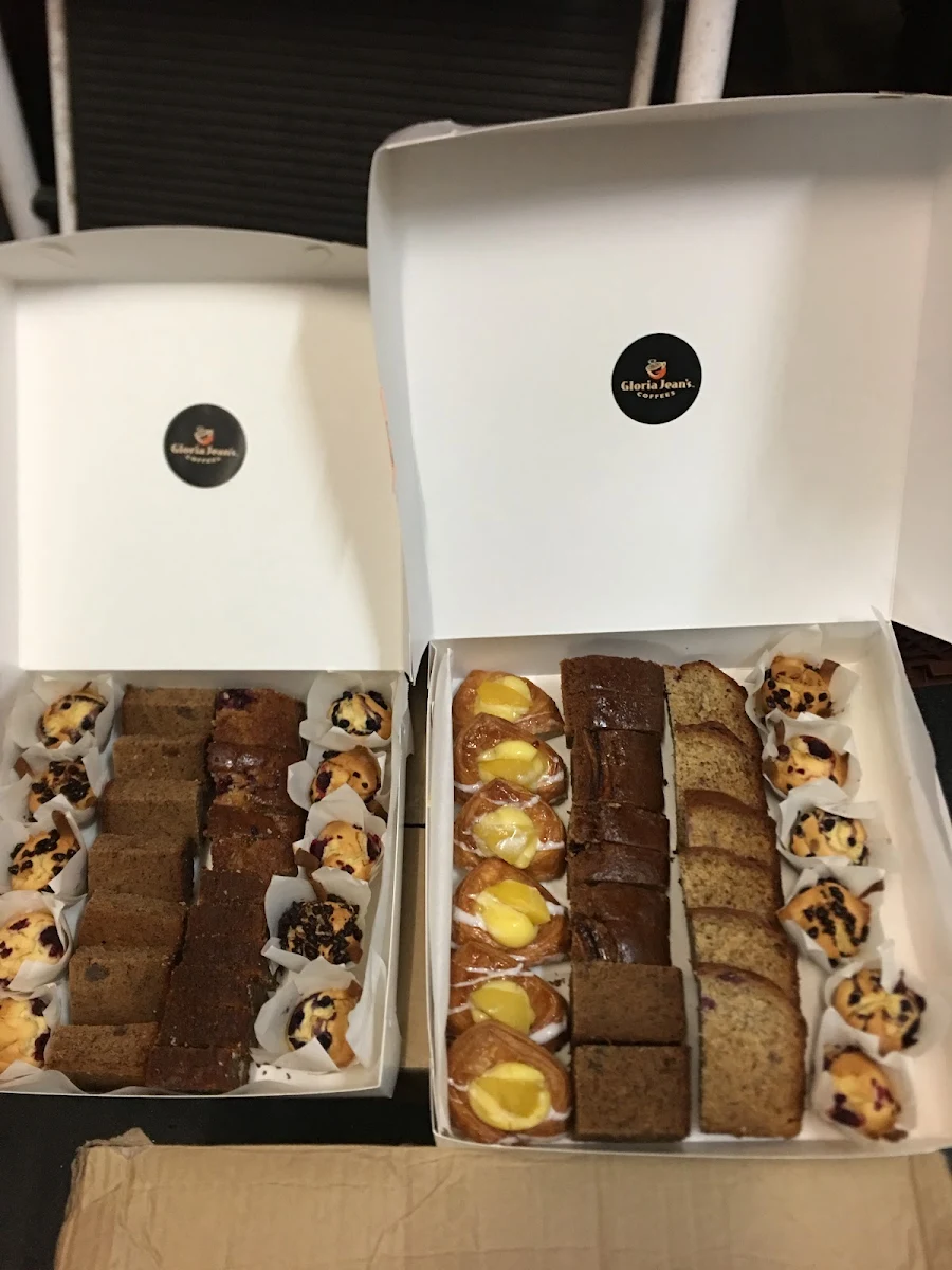 Highlights, Gloria Jean's Bella Vista