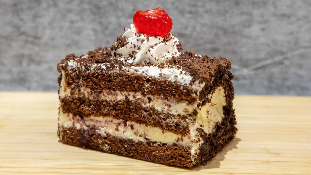 Highlights, Grand Boulevard Cafe