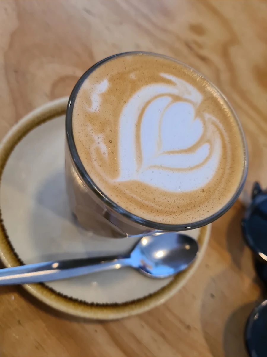 Latté, Eb+Flo Local Espresso